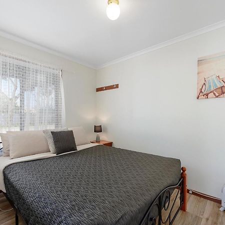 Moonta Bay Accommodation Port Moonta Екстериор снимка