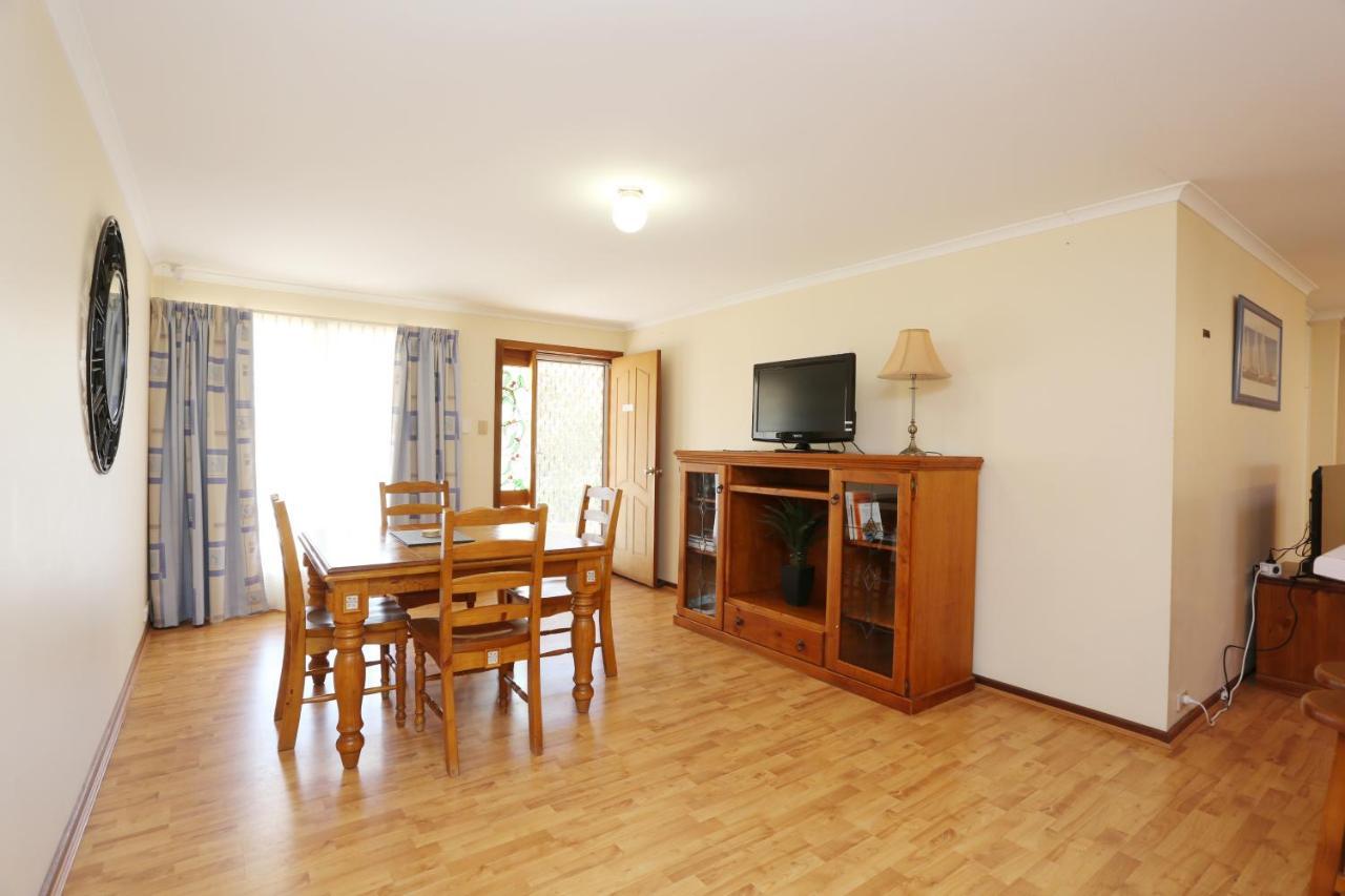 Moonta Bay Accommodation Port Moonta Екстериор снимка